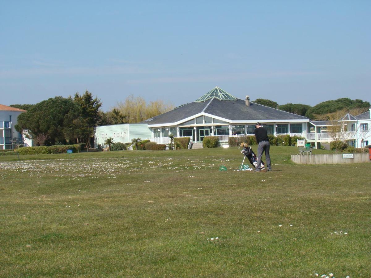 Ile Au Pre Vue Lac Et Golf Talmont-Saint-Hilaire Kültér fotó