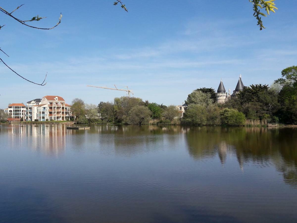 Ile Au Pre Vue Lac Et Golf Talmont-Saint-Hilaire Kültér fotó